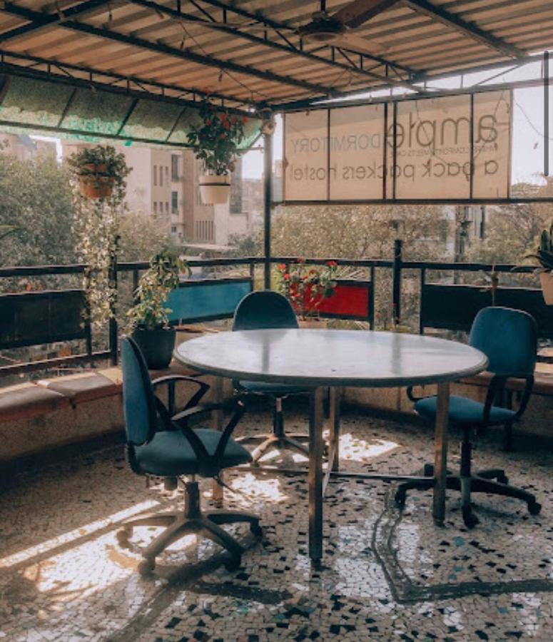 Maple Social Hubz-Hostel Mumbai Kültér fotó
