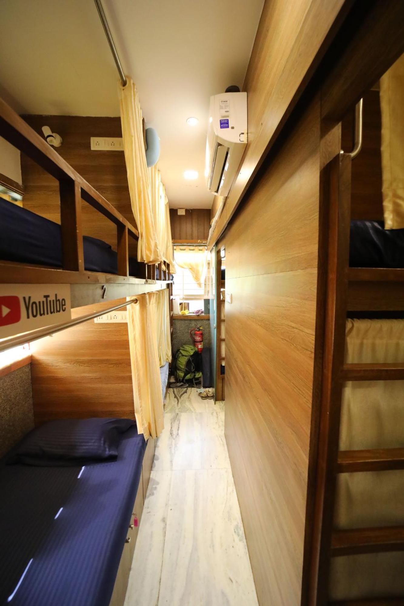 Maple Social Hubz-Hostel Mumbai Kültér fotó